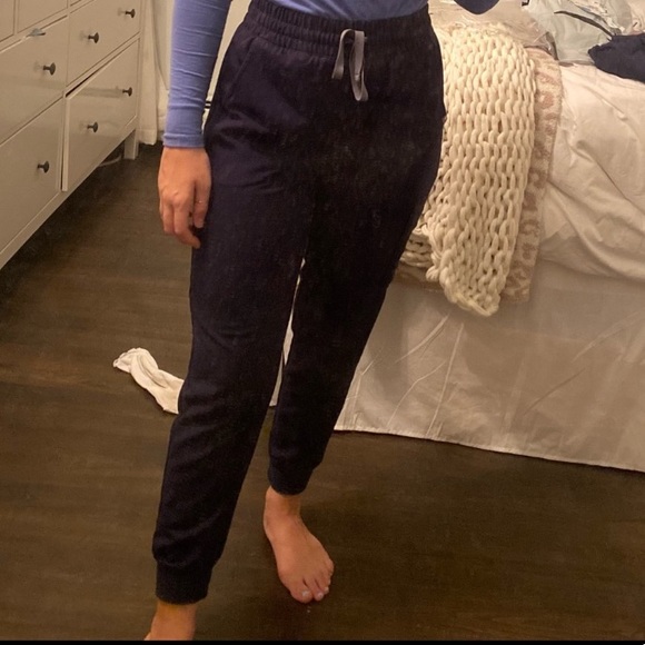 Figs Pants - Zamora high waisted joggers figs navy SMALL PETITE - 1/2 pairs in closet